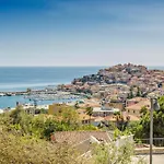 1 Bedroom Beautiful In * Imperia