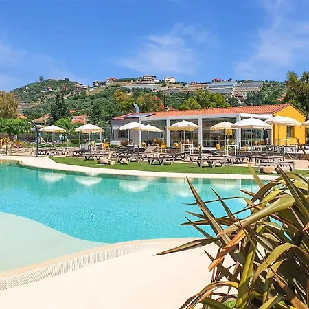 1 Bedroom Beautiful In Casa vacanze