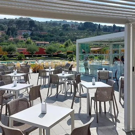 1 Bedroom Beautiful In Casa vacanze *